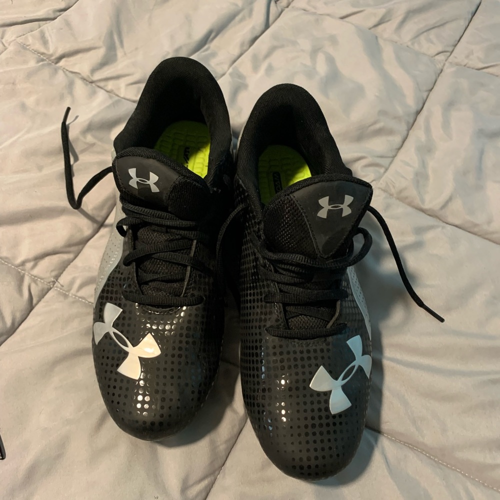 Under armour football cleats